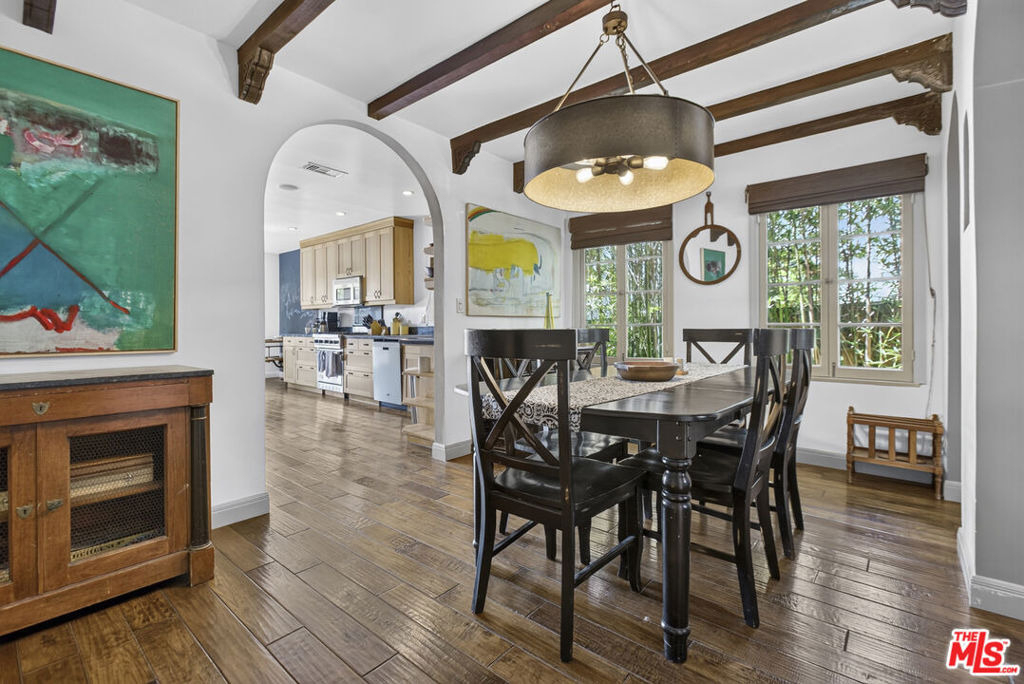 9002 Norma Place - Photo 10