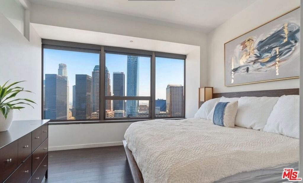 1100 Wilshire Boulevard - Photo 3
