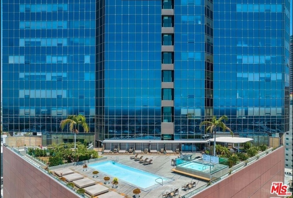 1100 Wilshire Boulevard - Photo 5
