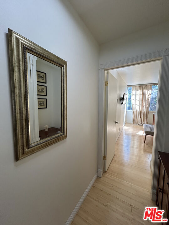 117 S Doheny Drive - Photo 7