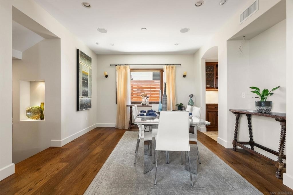 1834 Clove St - Photo 6