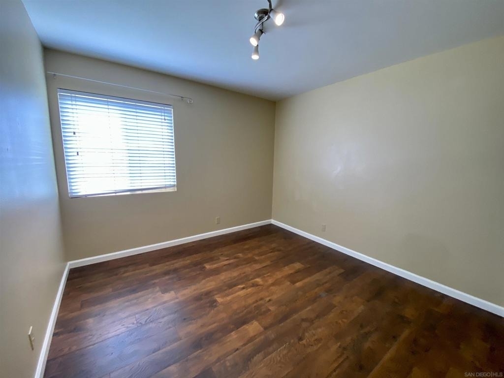 1741 Lahoud - Photo 4