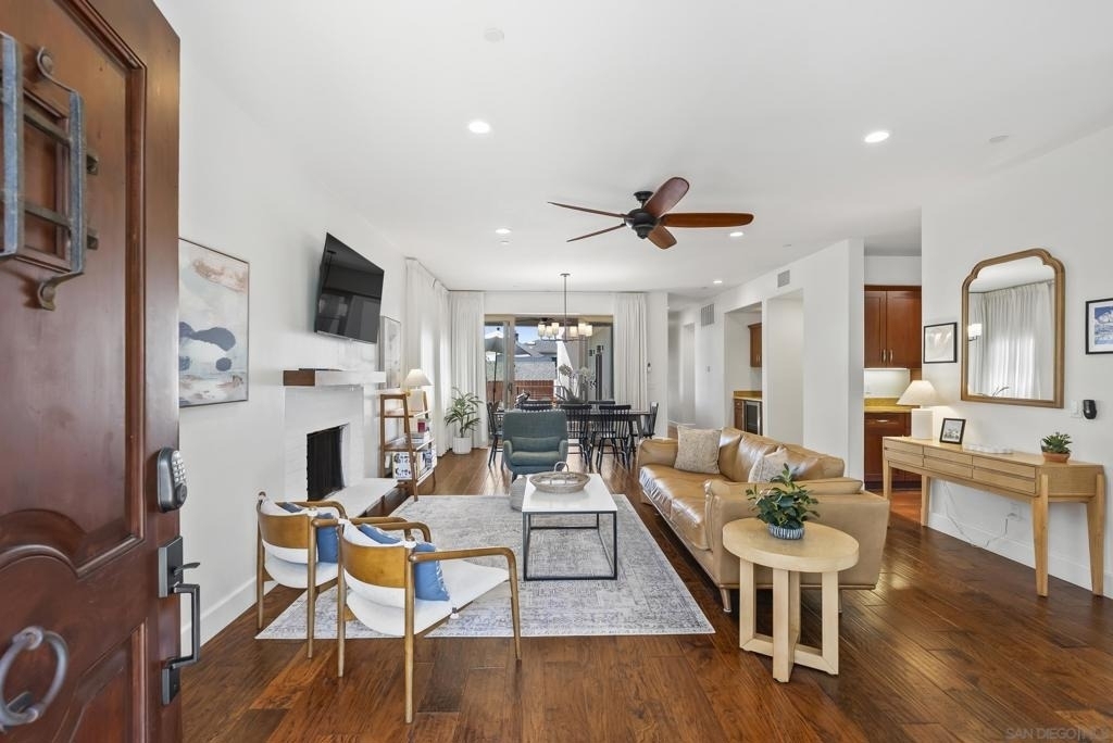 5622 Taft - Photo 2