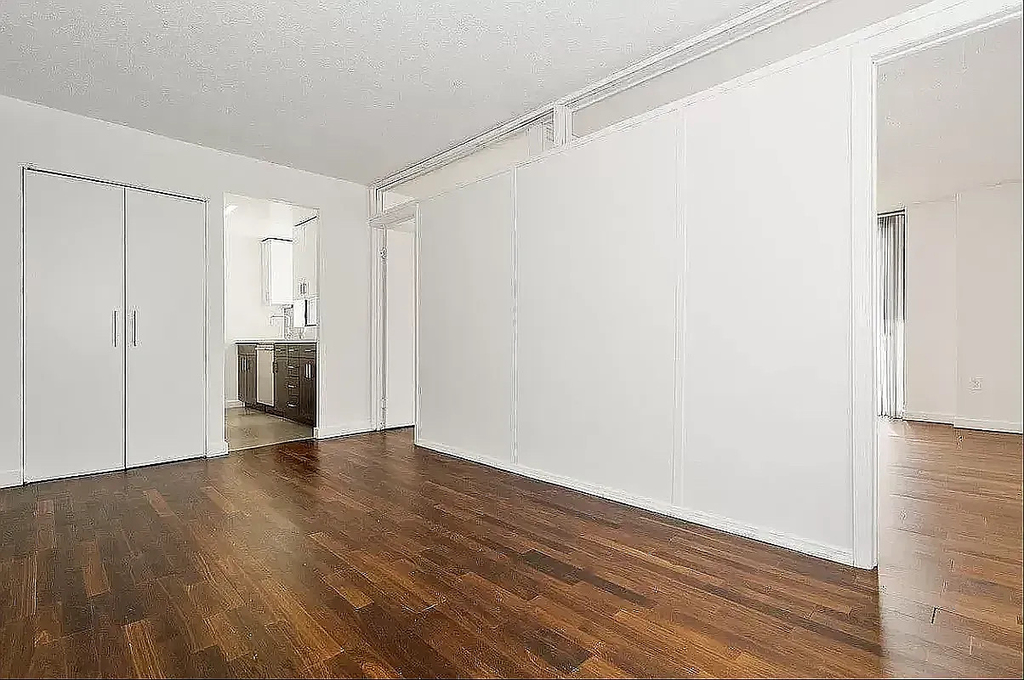 184 Lexington Avenue - Photo 1