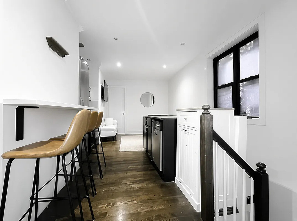 244 East 78th Street - Photo 3