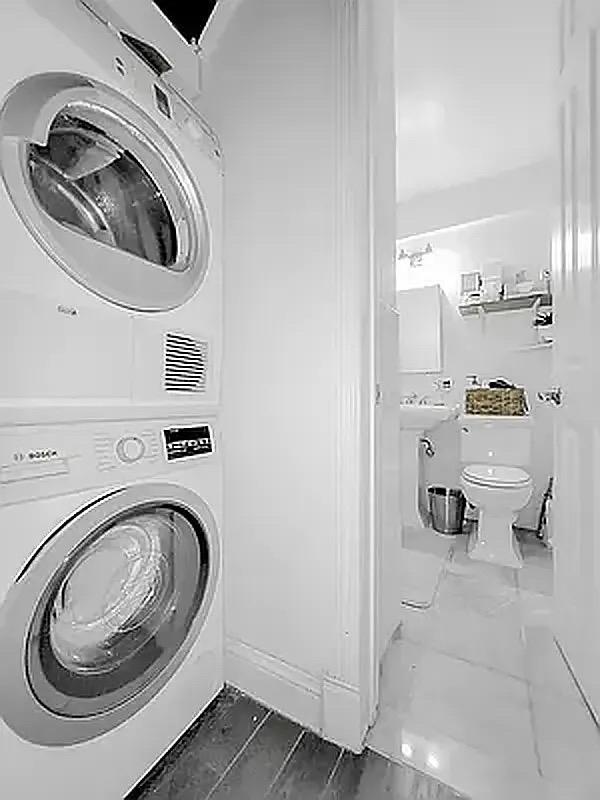 244 East 78th Street - Photo 7