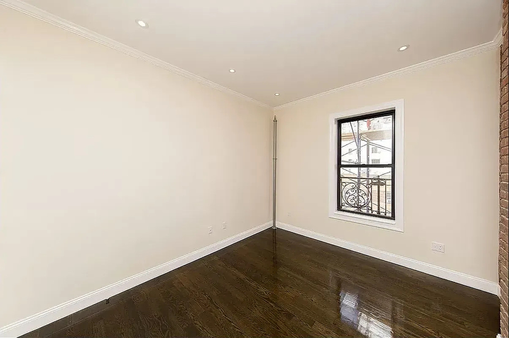 1377 Lexington Avenue - Photo 7