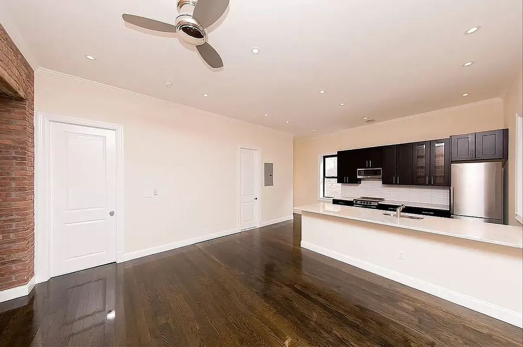 1377 Lexington Avenue - Photo 5