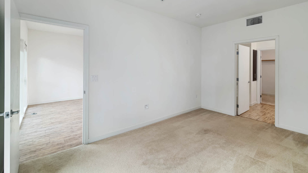 1333 Powell Street - Photo 43