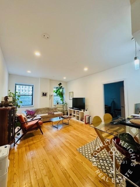 101 Clinton St. - Photo 1