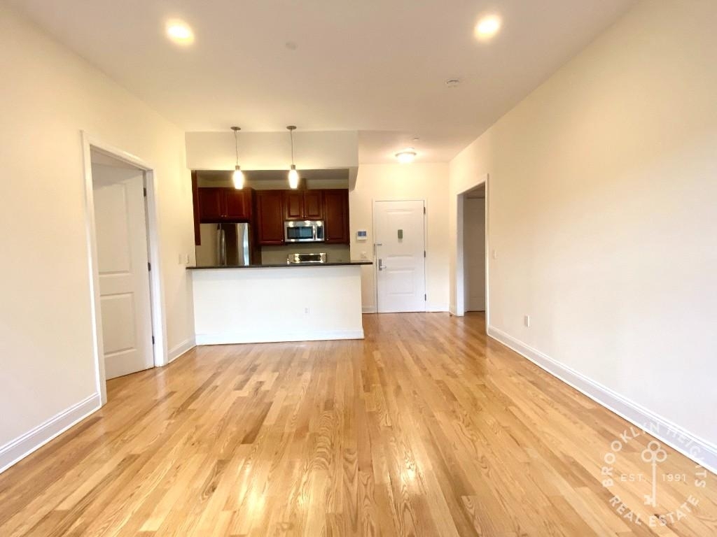 101 Clinton St. - Photo 2