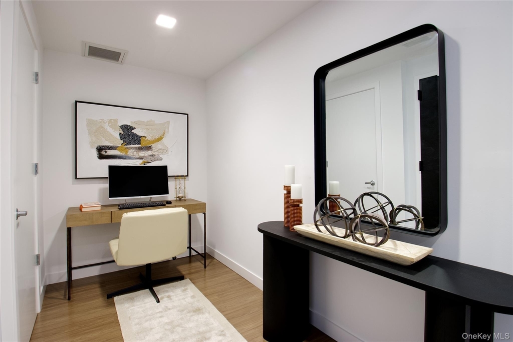 333 Warner Avenue - Photo 1