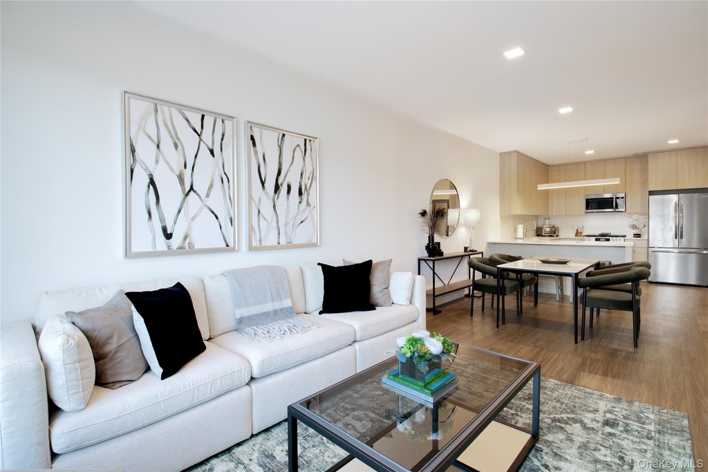 333 Warner Avenue - Photo 5
