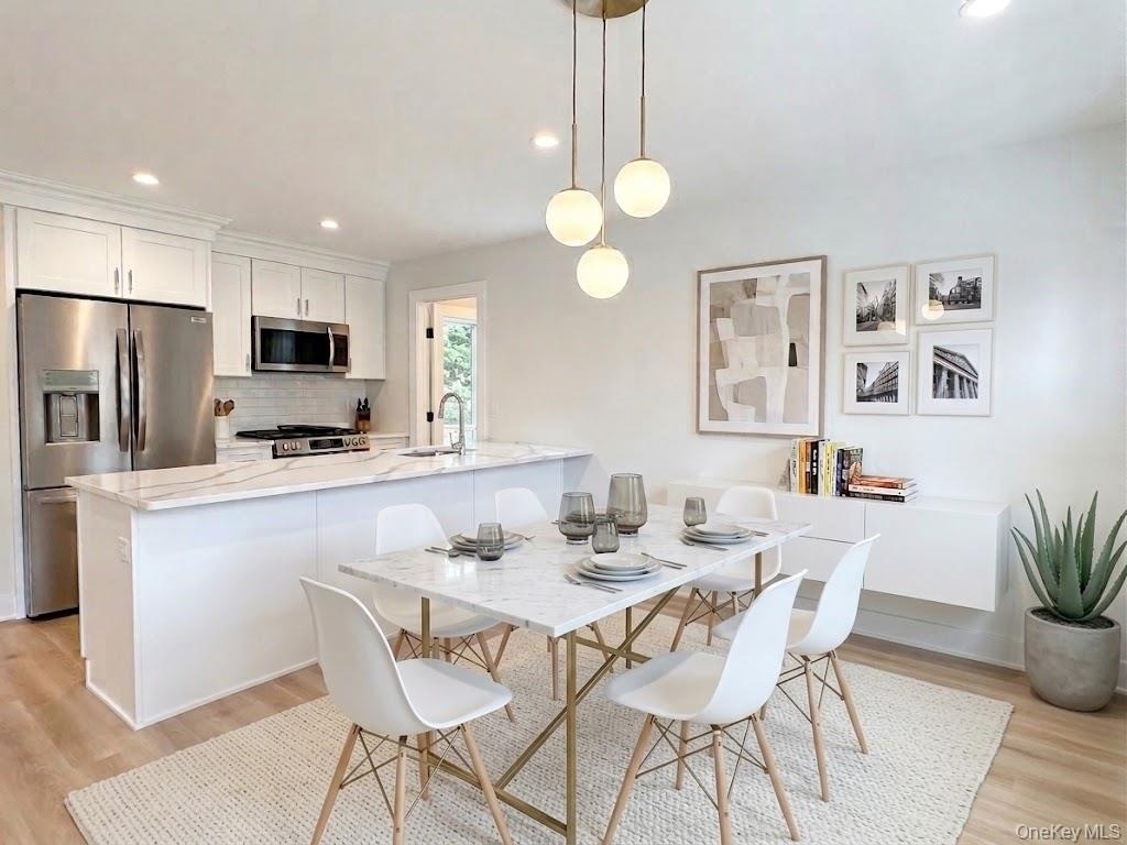 161 Union Avenue - Photo 1