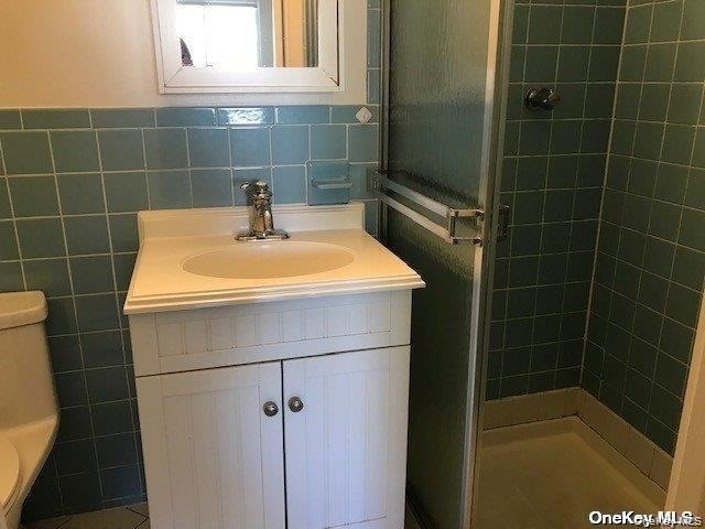 212-01 41 Avenue - Photo 11