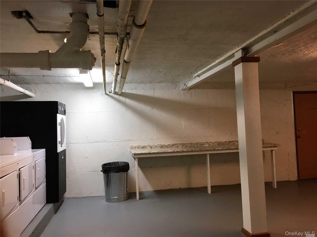 112 Division - Photo 4