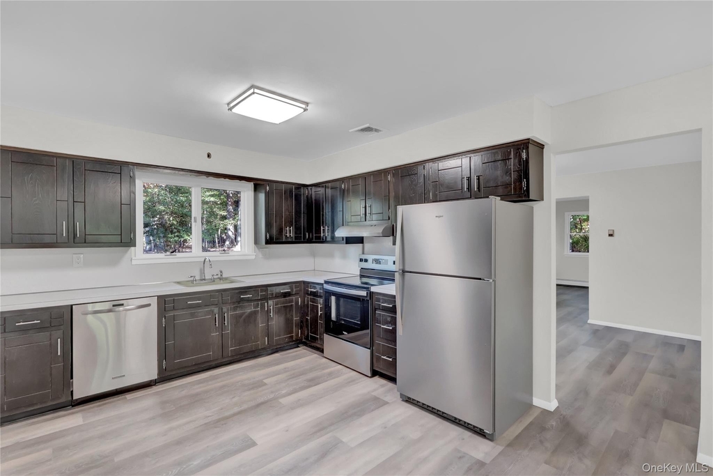 7 Canterbury Court - Photo 20