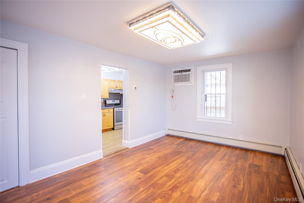 1261 Waverly Street - Photo 8