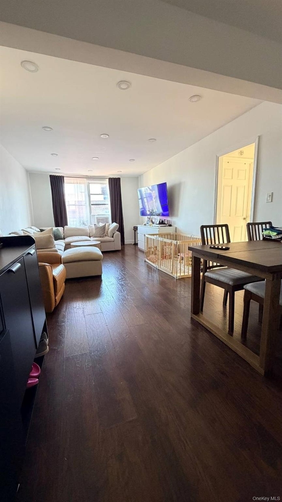 102-36 64 Avenue - Photo 4