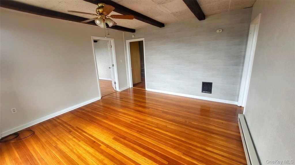 37 Roosevelt Ave-apt 2 - Photo 3