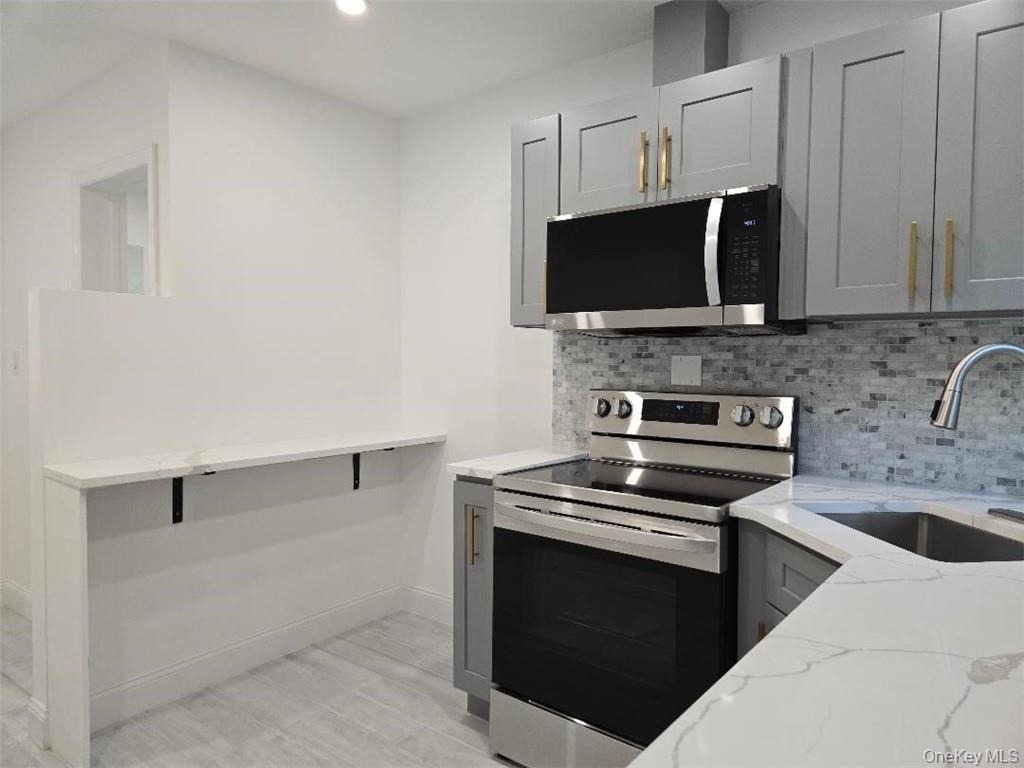 3074 Lexington Avenue - Photo 9