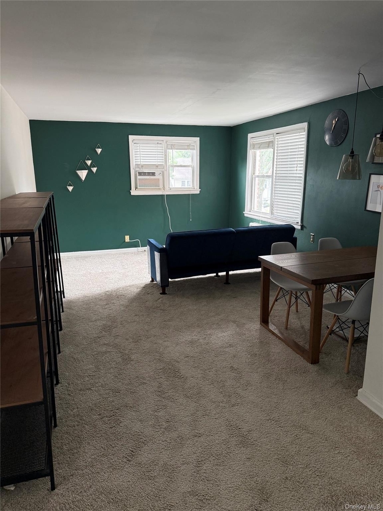 33 E Grand Street - Photo 3