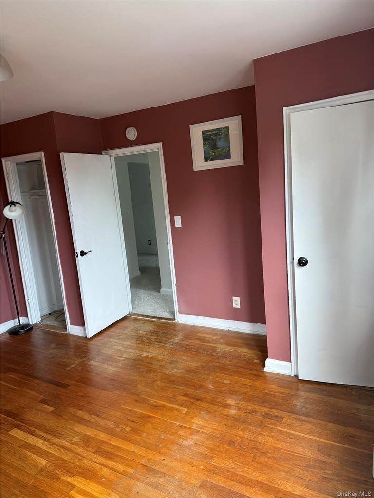 33 E Grand Street - Photo 11