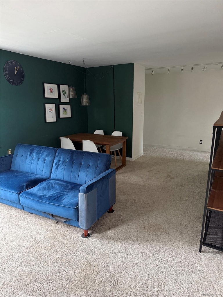 33 E Grand Street - Photo 5