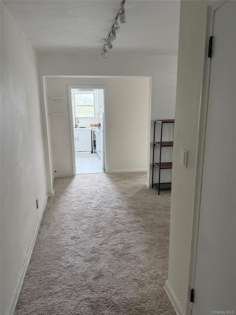 33 E Grand Street - Photo 2