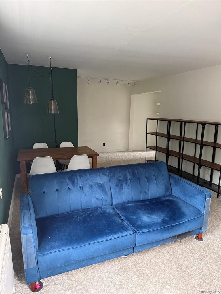 33 E Grand Street - Photo 4