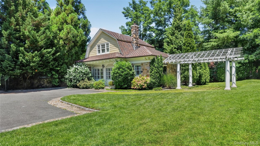 1058 Plandome Road - Photo 1