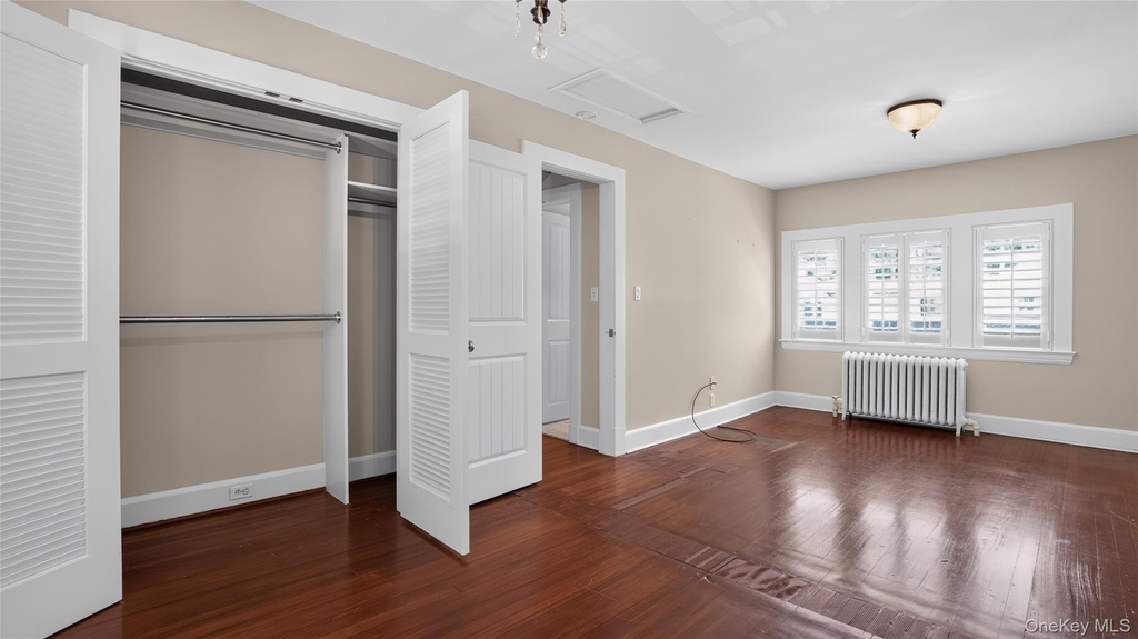 1058 Plandome Road - Photo 11