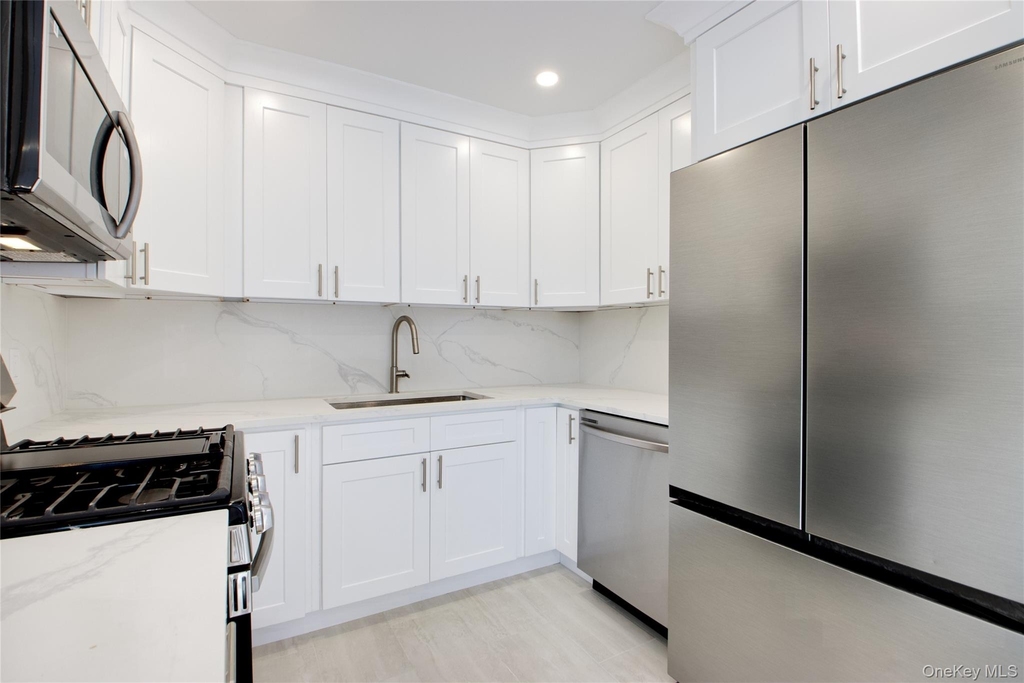 48 N Linwood - Photo 6