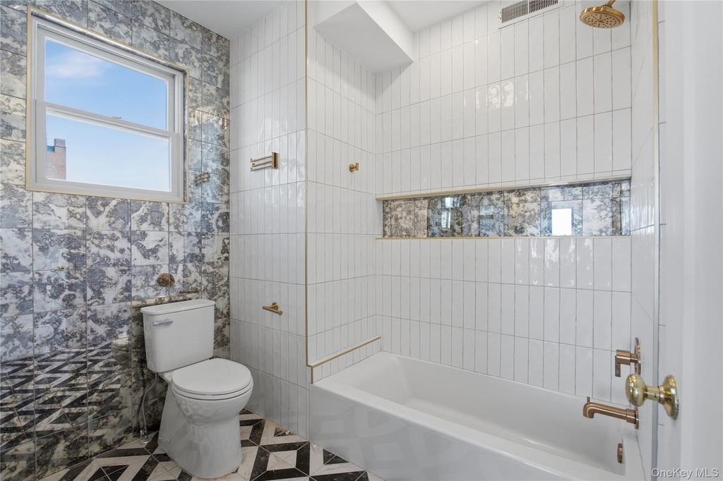 35 S Broadway - Photo 12
