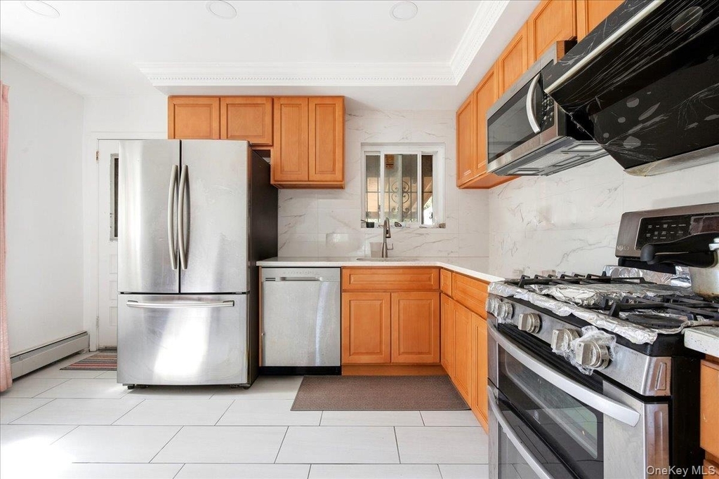 77-32 160th Street - Photo 8