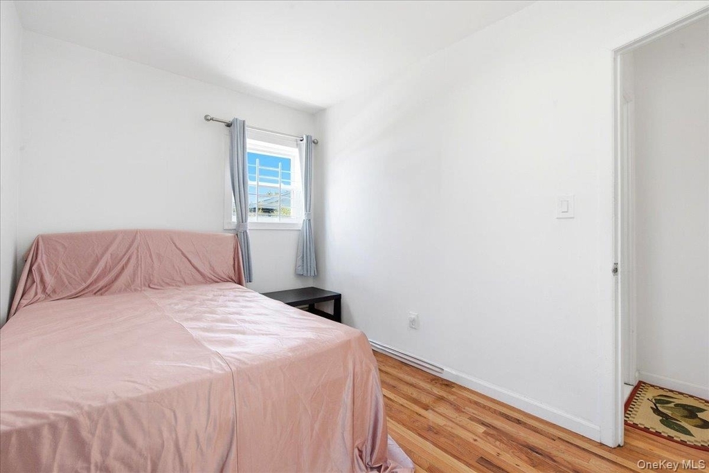 77-32 160th Street - Photo 14