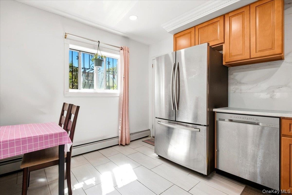 77-32 160th Street - Photo 9