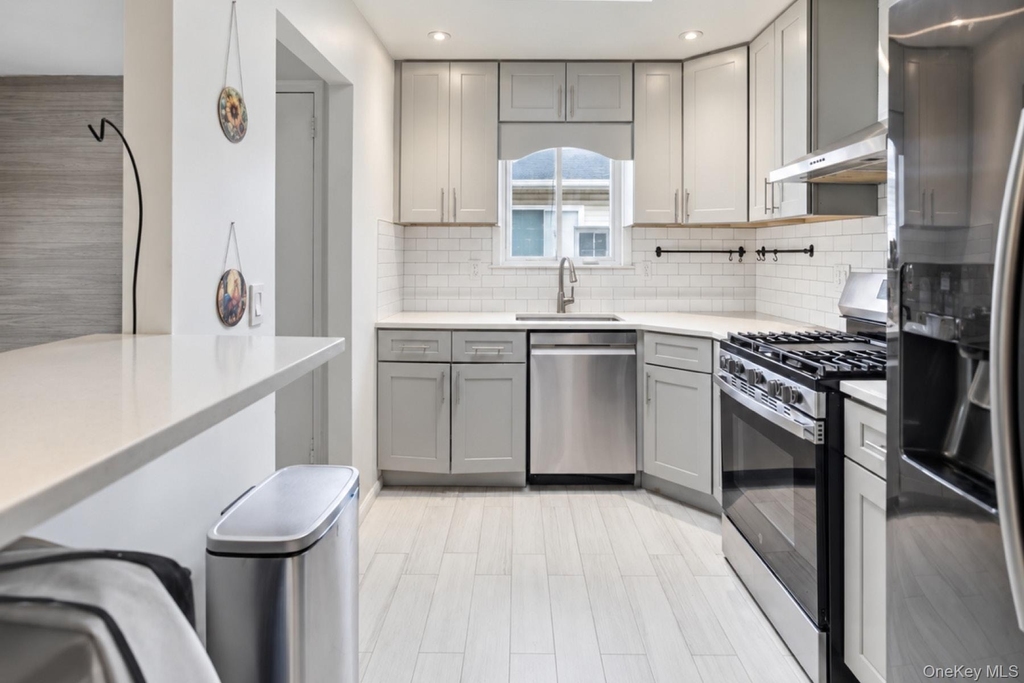 5 Segrove Place - Photo 1
