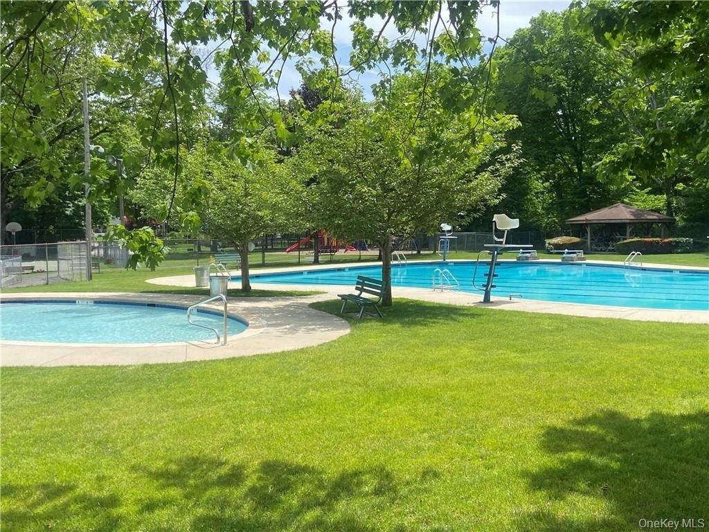17 Harriman Avenue - Photo 23