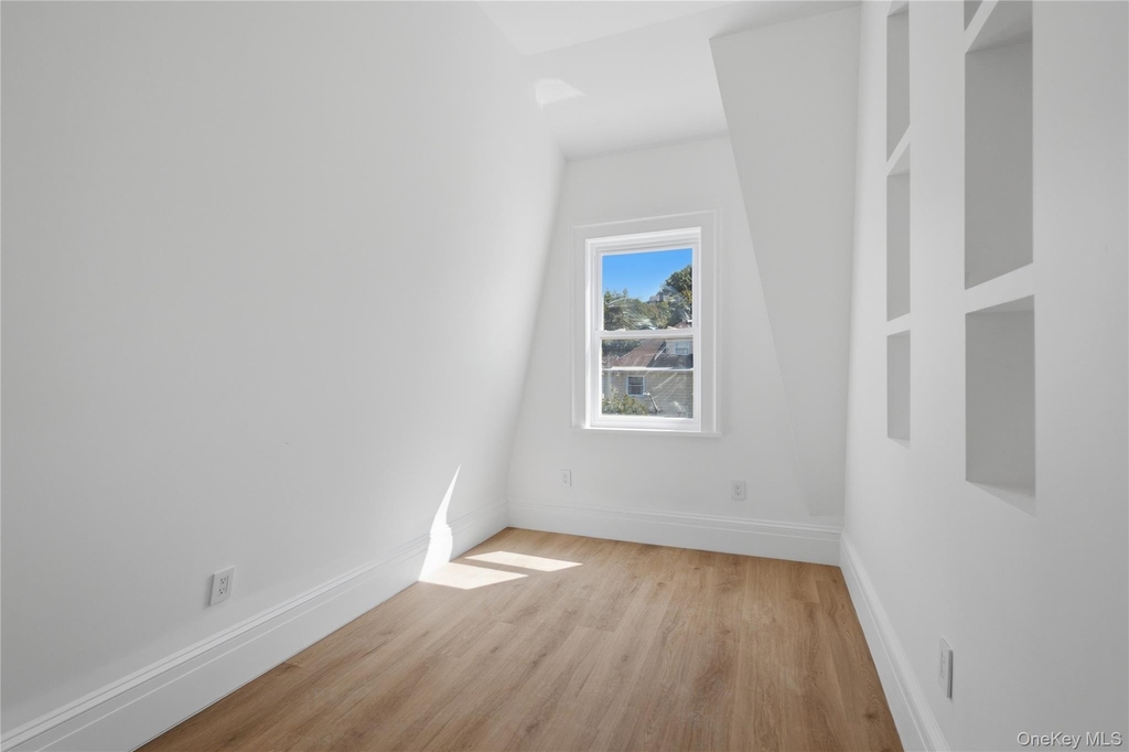 35 South Broadway - Photo 26