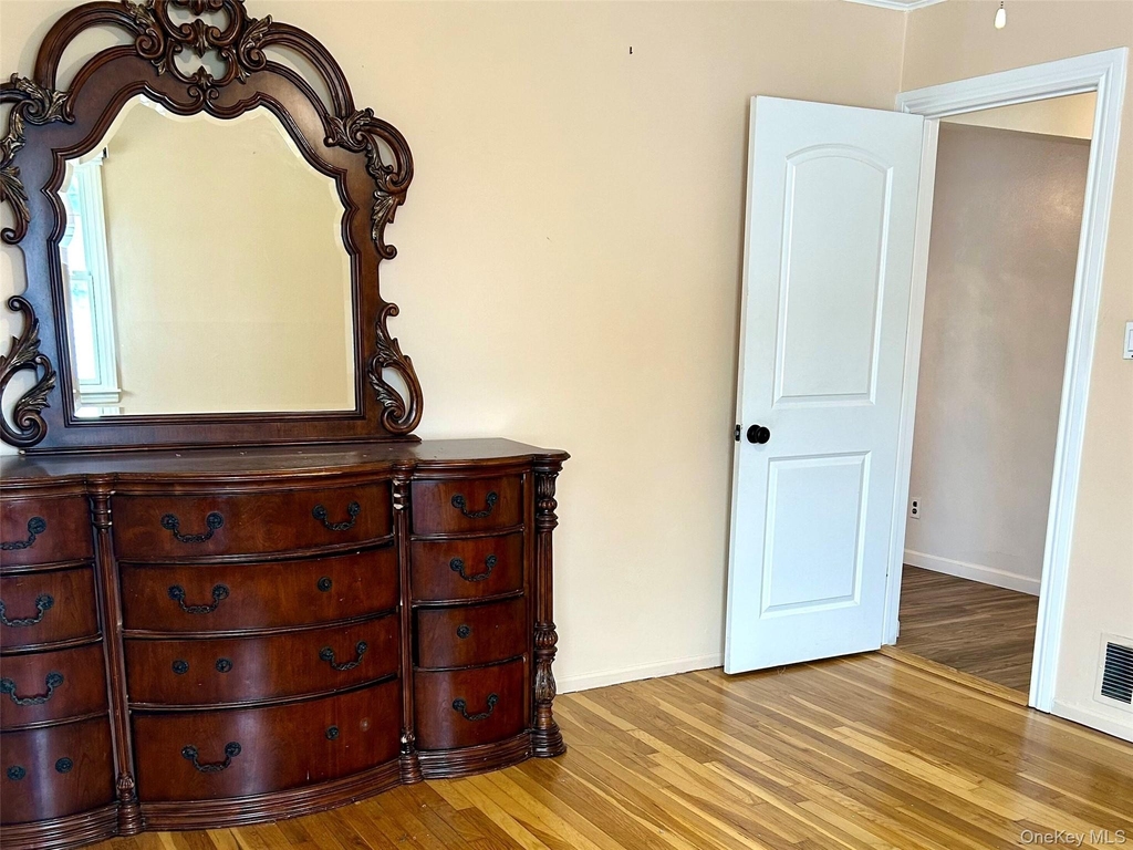 67 Emerson Avenue - Photo 8