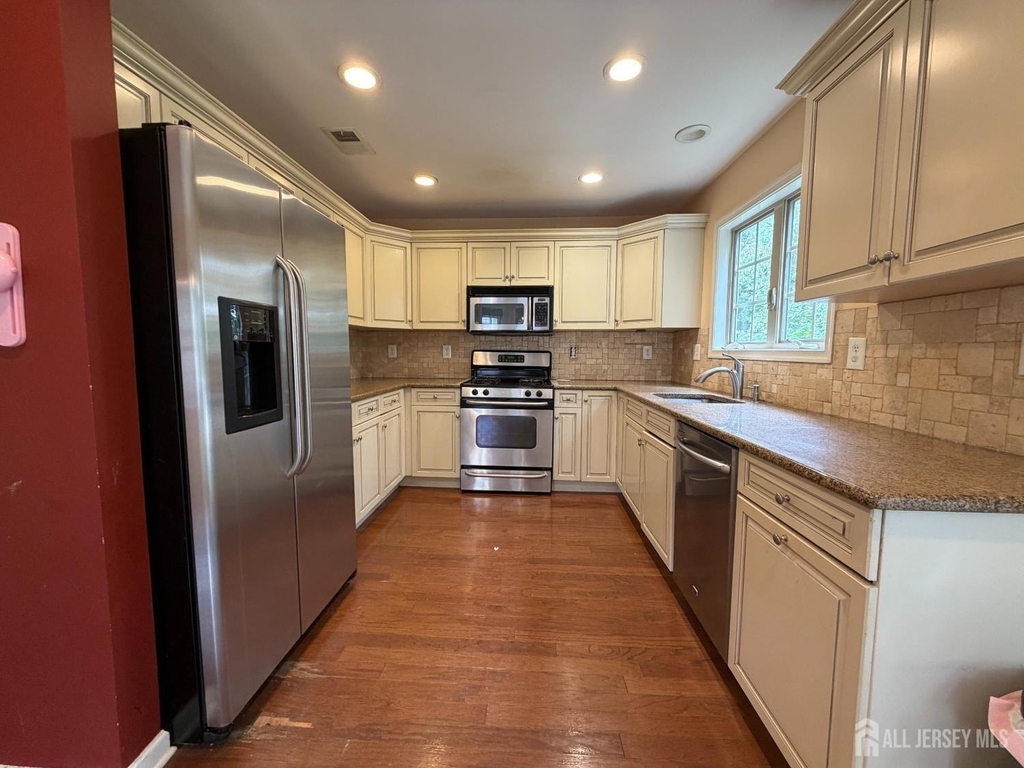 247 River Road - Photo 13