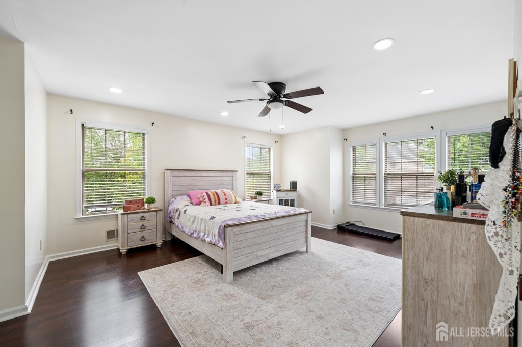 1401 Taggert Drive - Photo 19