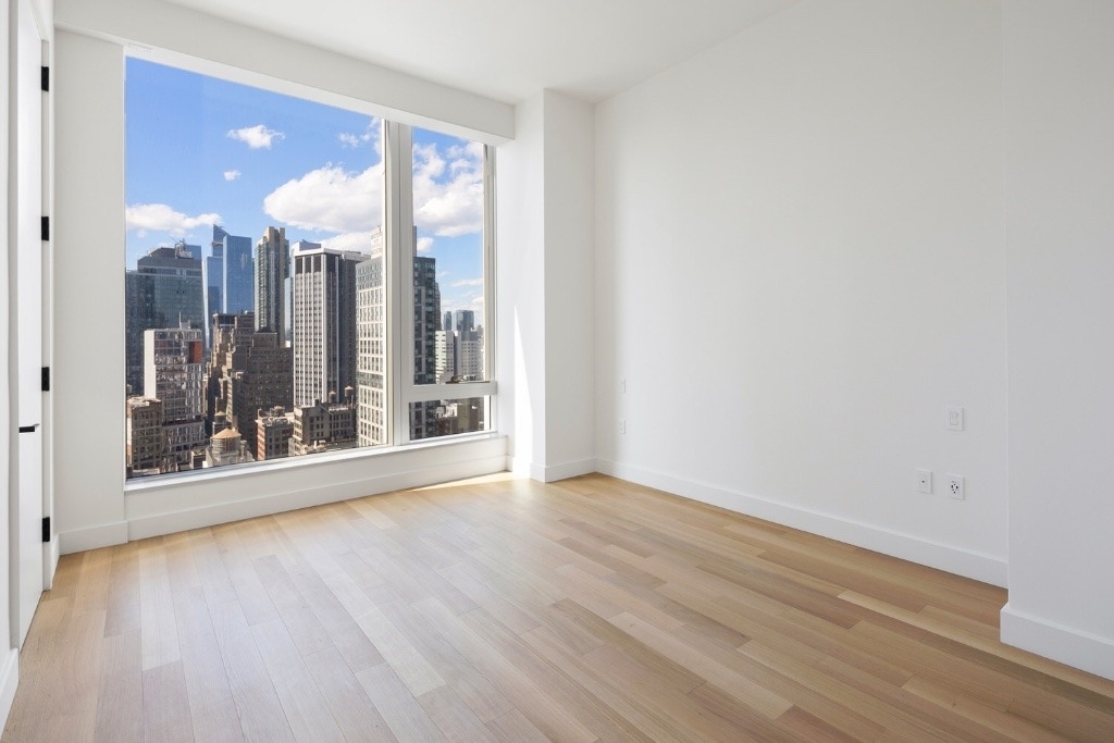 15 E 30th Street - Photo 8