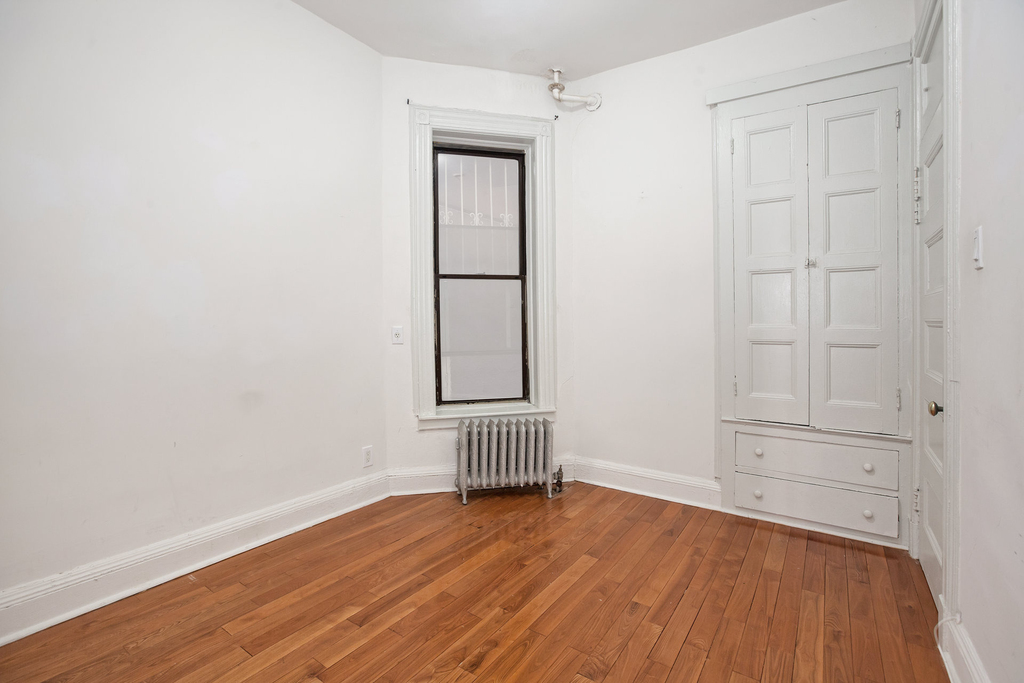 51 Irving Place - Photo 2
