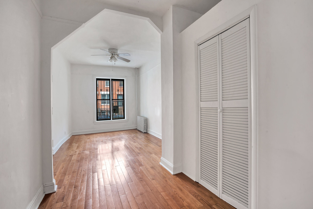 51 Irving Place - Photo 6
