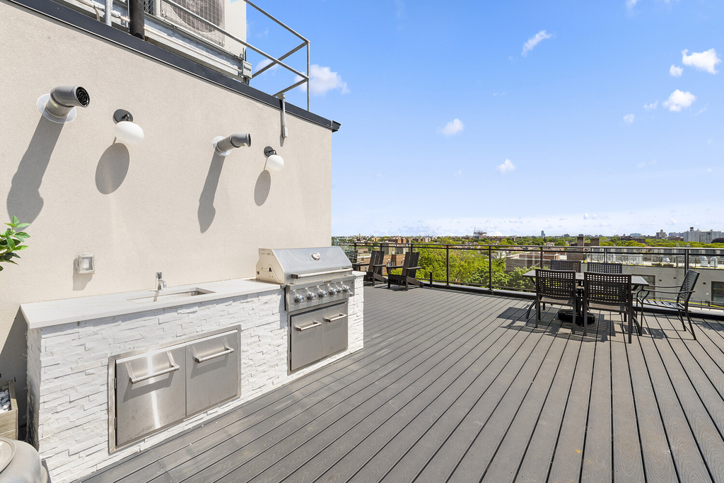 623 Ave H - Photo 10