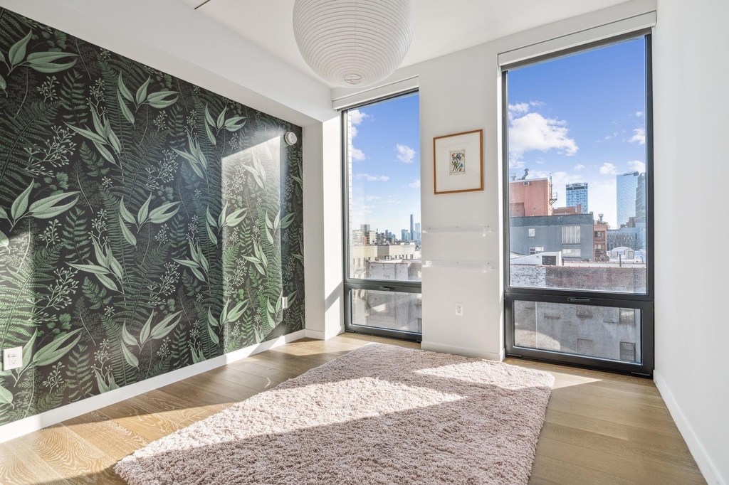287 E Houston Street - Photo 19