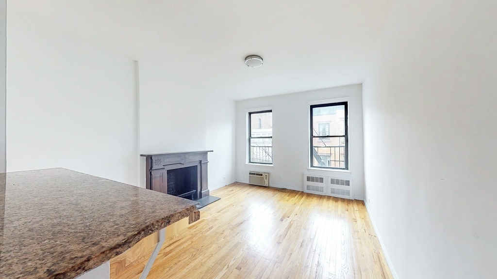 41 Bedford Street - Photo 0