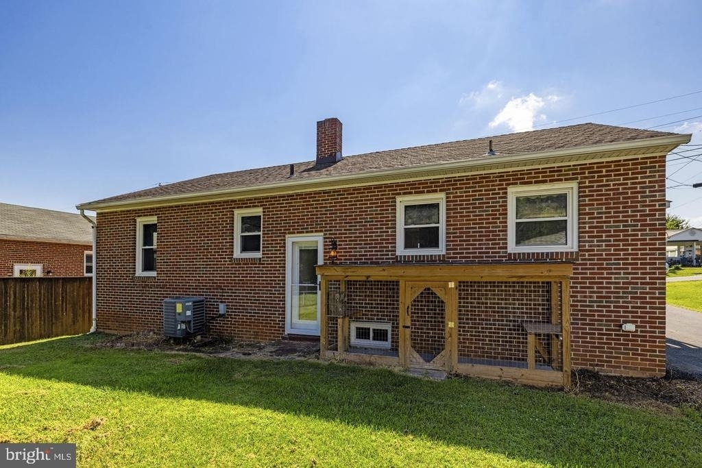 805 Pennsylvania Avenue - Photo 51